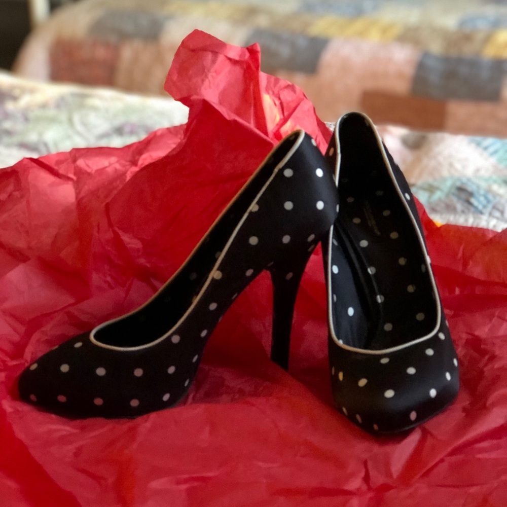 Size 8 Dolce and Gabbana-WORN FOR A PHOTO SHOOT